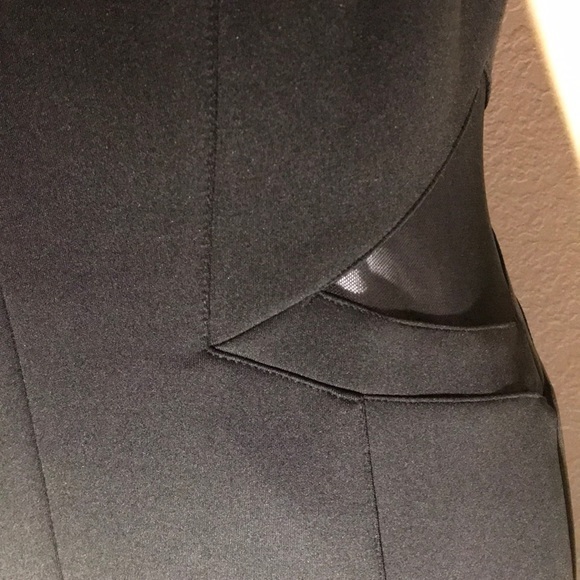 Guess dress, black with mesh cutouts size 12 - Picture 6 of 12